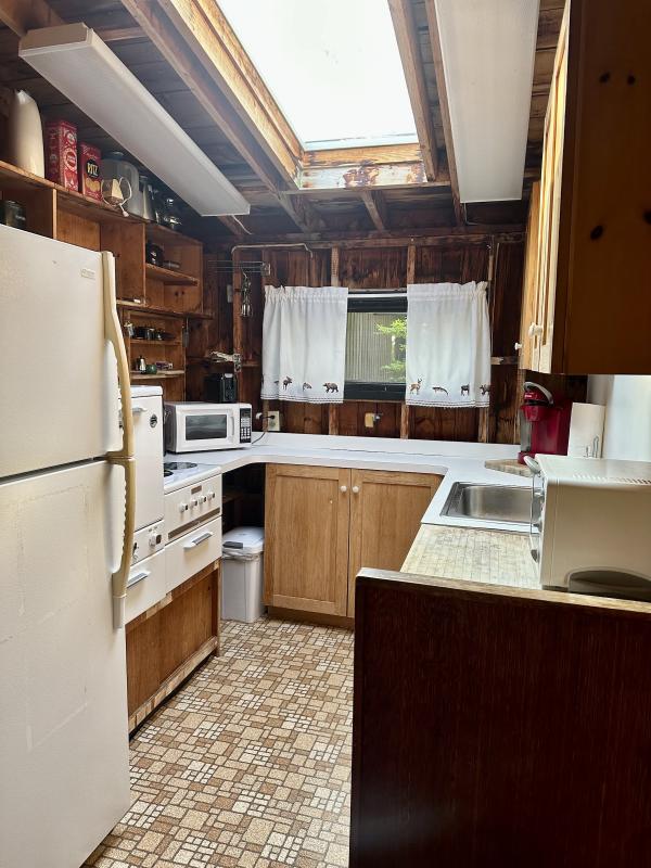 Image of Property Number LK04-F4