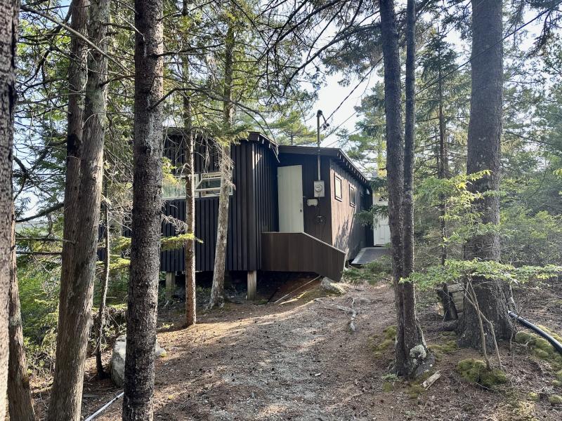 Image of Property Number LK04-F4